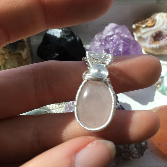 •sold• Rose Quartz Crystal Silver Necklace Handmade - Picture 2 of 9